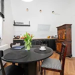 Apartmán Teatro Old Town - Billberry