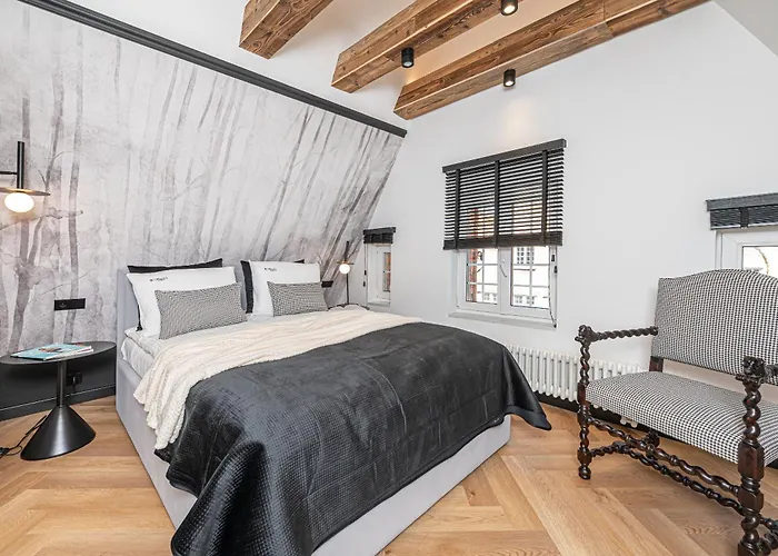 Teatro Old Town - Billberry